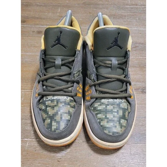 Size 8 - Air Jordan 1 Flight Low Digi Camo Men's Shoes Green Orange RARE 2012