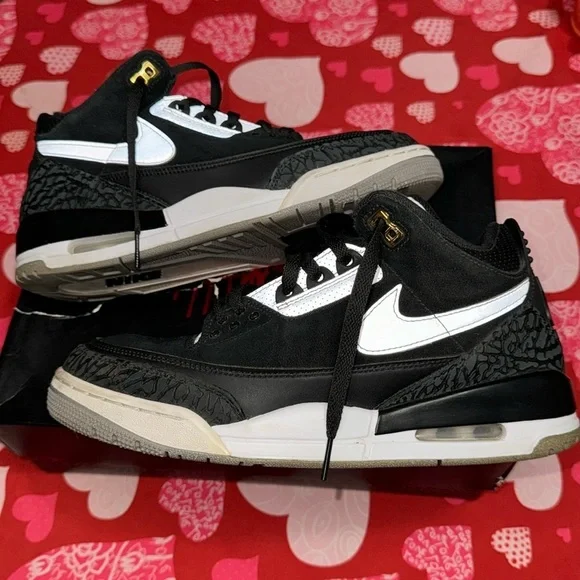 AIR JORDAN RETRO TH