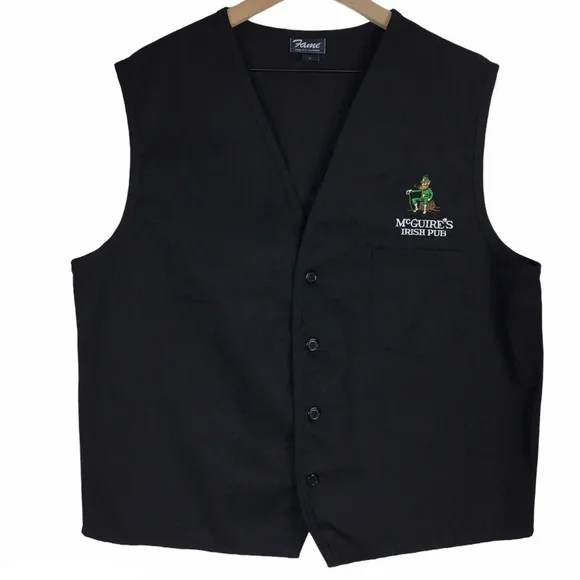 MCGUIRE’S IRISH PUB Vest Staff Waiter Embroidered Novelty Leprechaun Size Large