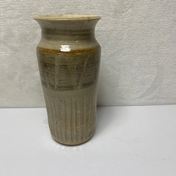 Stoneware Signed Vase‎ Beige Earthy Glaze Textured Vertical Lines Art Pottery