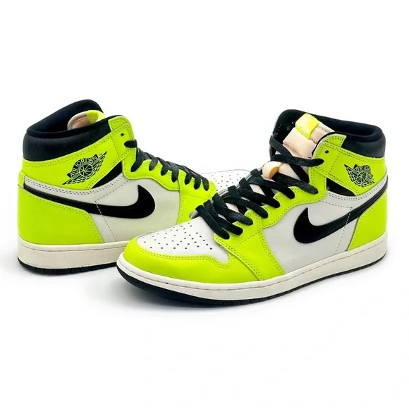 Air Jordan 1 retro high OG white/black volt