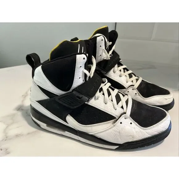 Size 13.5 - Jordan Flight 45 High 384519-102‎
