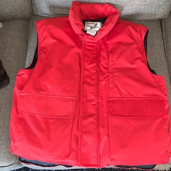 NEW Without Tags Cabelas Mens Goose Down Vest