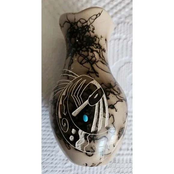Vintage Navajo Horsehair Etched Pottery Vase Signed Numbered 6