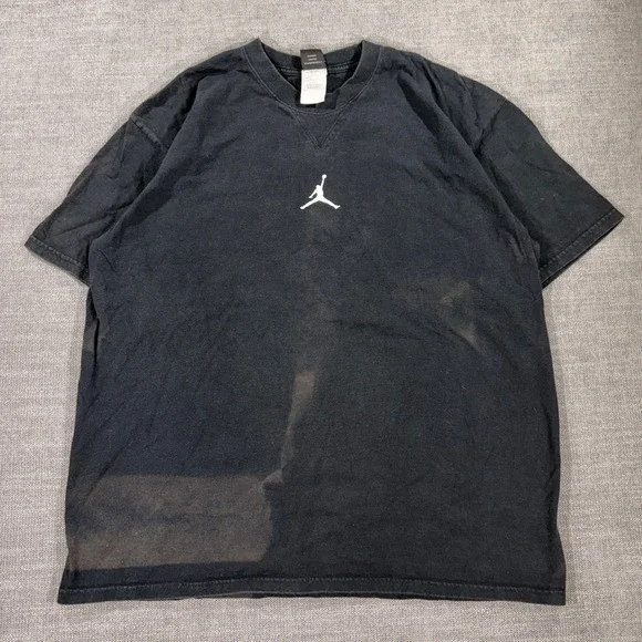 Jordan T-Shirt Mens Large Black Fair Distressed Jumpman Logo V-Stitch Tee