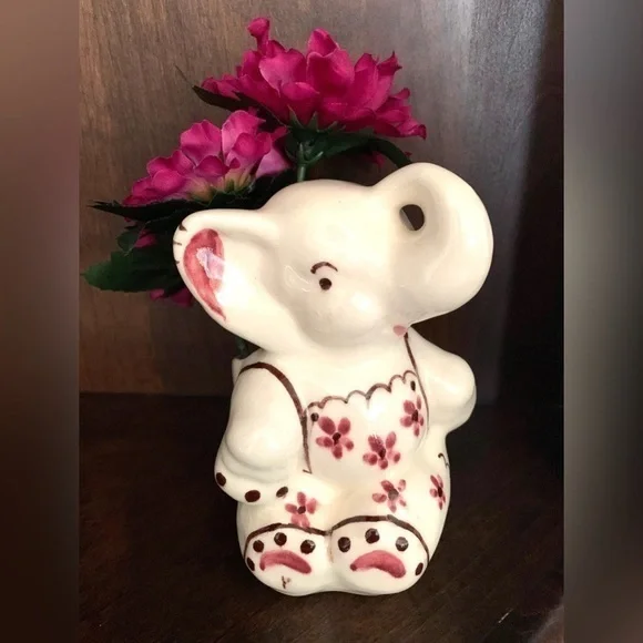 Vintage porcelain Elephant‎ planter