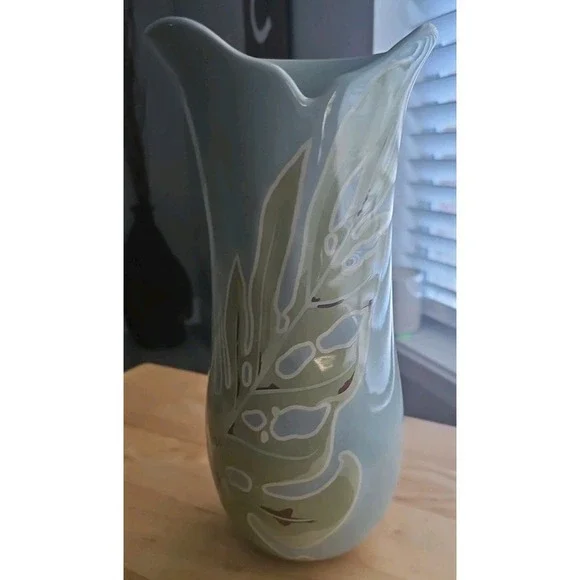 APRIL CORNELL FOR SILVESTRI GREEN LEAF DESIGN CERAMIC‎ VASE 11