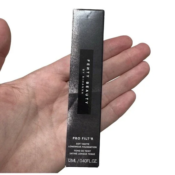 Fenty Beauty Pro Filt'r Soft Matte Longwear Foundation  #490- NEW!!