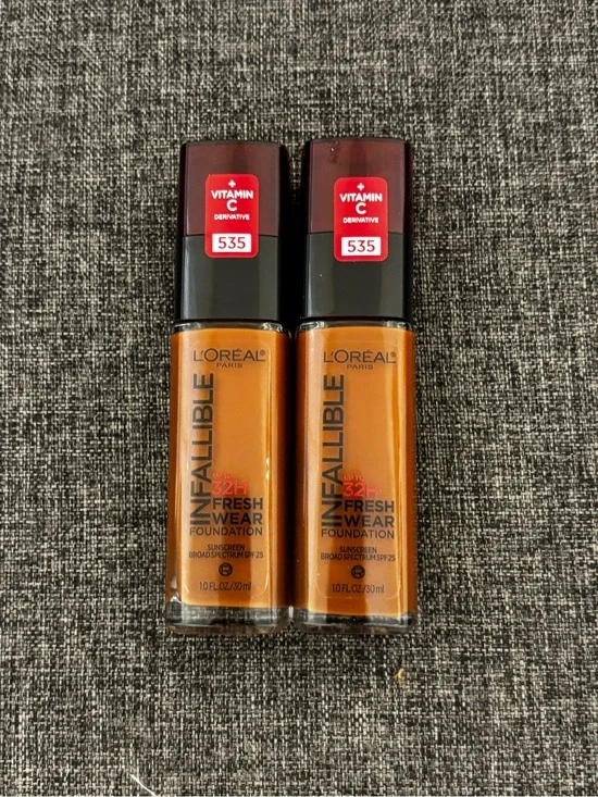 5 items x $25 L'Oreal Paris Infallible Up to 32 Hour Fresh Wear Foundation NEW