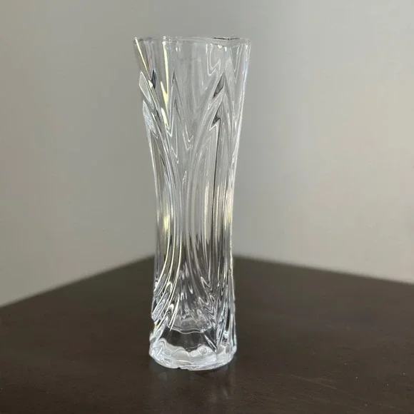 Cristal d'Arques Chatelet 24% lead Crystal Swirl Bud Vase Small Square Top 6.5