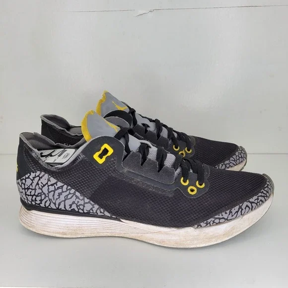 Air Jordan 88 Racer Running Shoes Sneakers Black Gray Mens Sz 9 AV1200-007 Nike‎