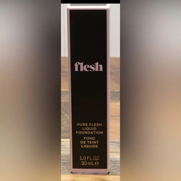 Flesh Pure Flesh Liquid Foundation - in Froth