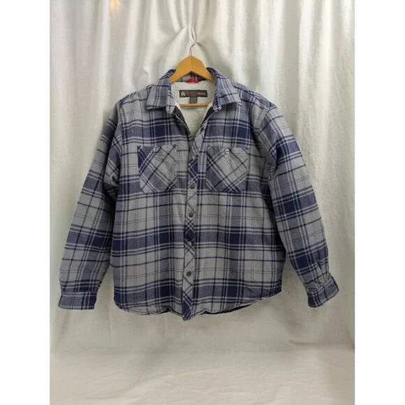 AmericaWare Men's XL sherpa lined flannel, snap closure, gray and blue plaid