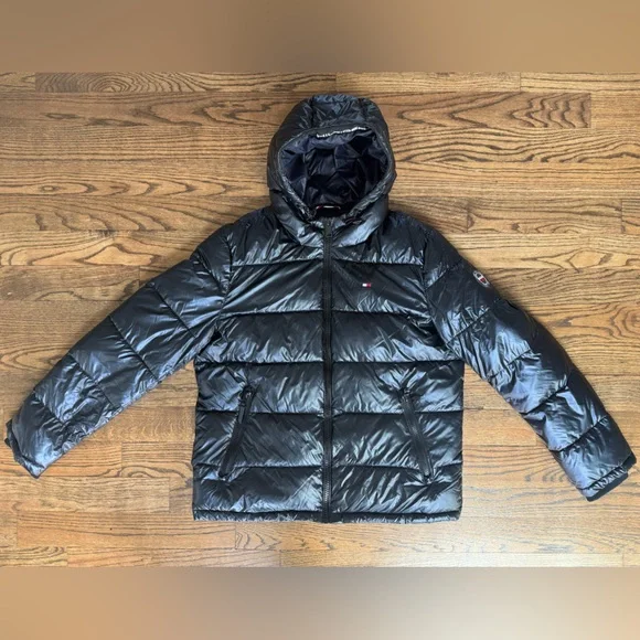 Tommy Hilfiger Men’s Black Technical Performance Puffer Jacket, size Large