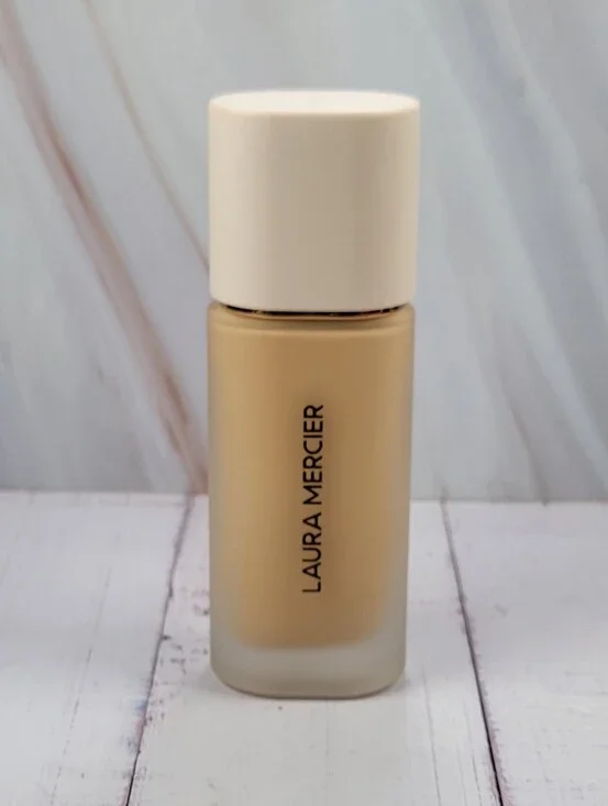 Laura Mercier Real Flawless Weightless Perfecting Foundation NEW!