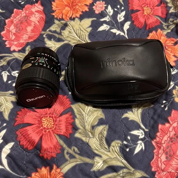 Vintage Ozunon MC Auto Zoom 35-70mm Camera Lens with Case - TESTED