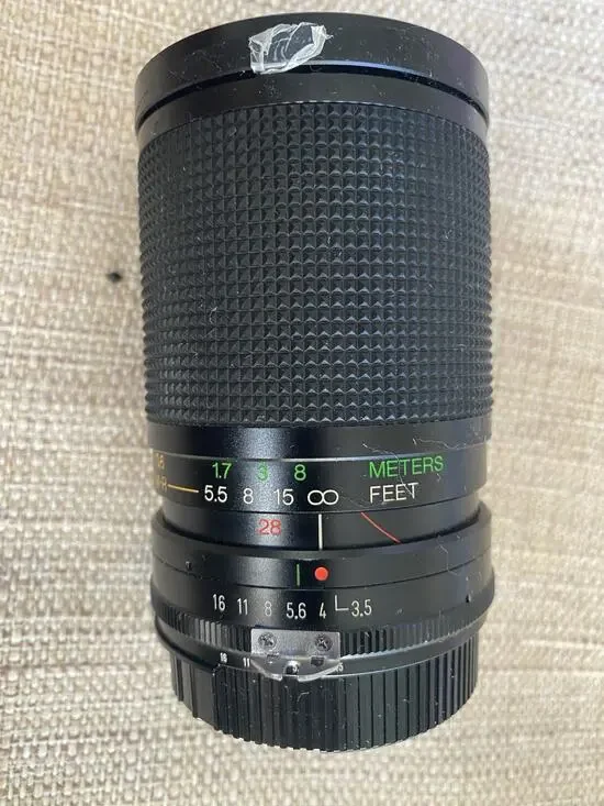 Tamron 28-85mm f/3.5-4.5 MC Macro Focusing Zoom Lens (Canon FD Mount)
