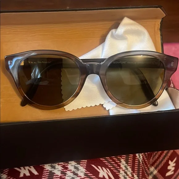 Kirkland Signature Sunglass/Eyeglass Frames gray Brown Fade