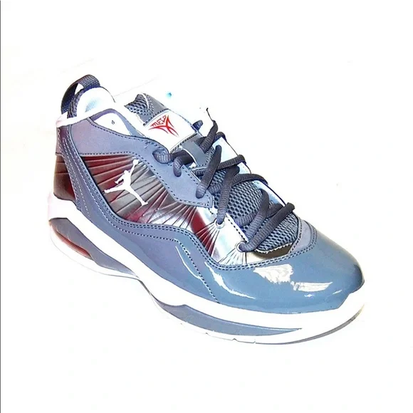 Air Jordan Melo M8