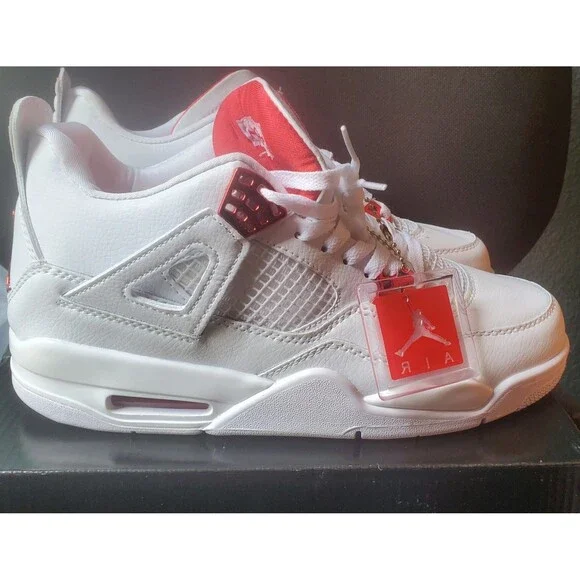 Jordan 4 Retro Metallic Red. Size 10