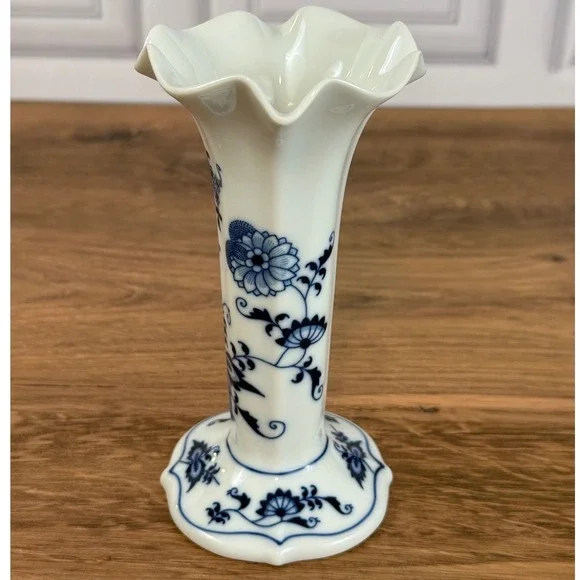 Blue Danube‎ Cobalt Onion Pattern 6