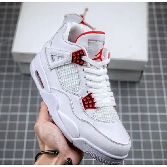 Air Jordan 4 Retro Metallic Red. Size 10.