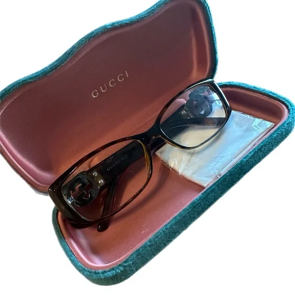 Gucci Women's Elegant Brown Glasses