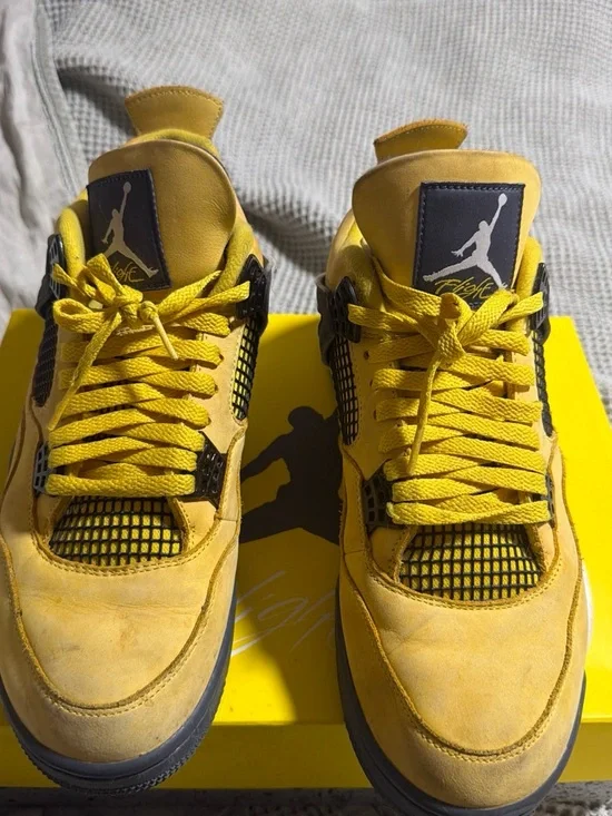 Jordan Men’s Sneakers in Yellow and Black
