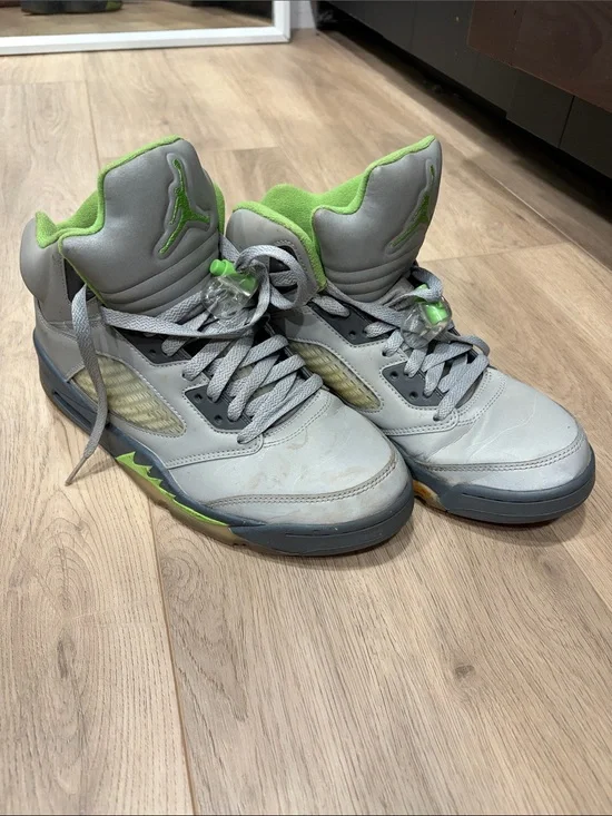 Jordan Retro 5 Gray with Neon Green Accents