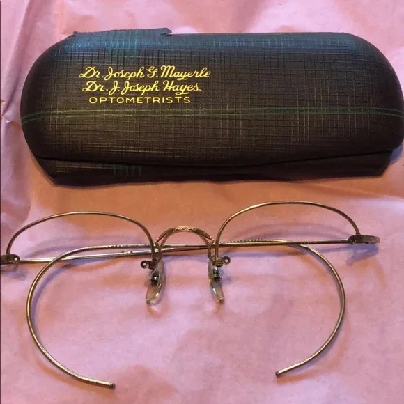 Vintage 12K gold grams with original case San Fran