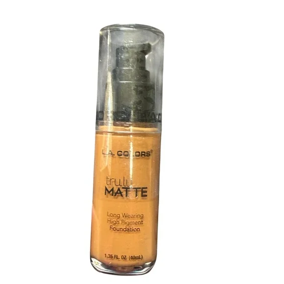 L.A. COLORS Foundation Women 1.35oz Warm Caramel New Truly Matte  Full Cover