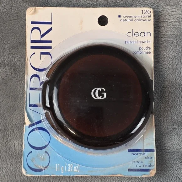 CoverGirl Clean Pressed Powder in the shade 120 Creamy Natural NOS