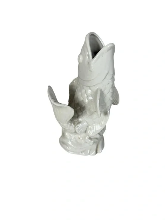 White Ceramic Fish Vase - Elegant Home Accent‎