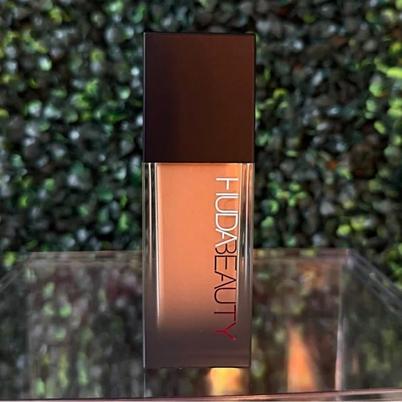 HUDA BEAUTY FauxFilter Luminous Matte Foundation Short Cake 315B  (New) *NoBox