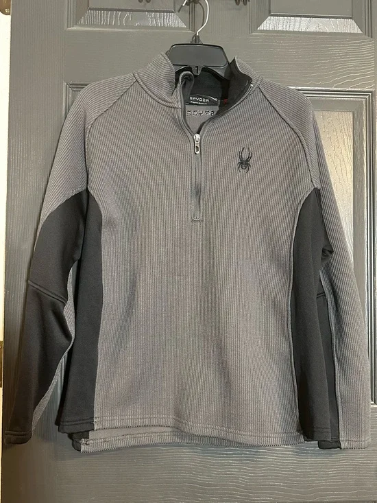 Spyder Men's Ribbed Half-Zip Pullover in Gray and Black