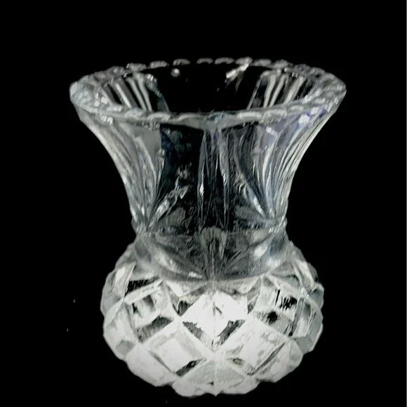 Vintage Diamond/ Crystal Cut 2”Toothpick Holder w/  Sawtooth Rim