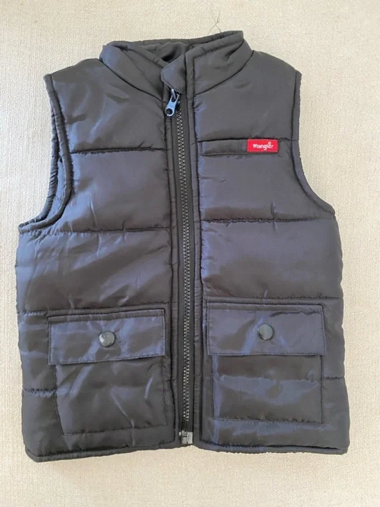 Wrangler Black Quilted Puffer Vest with Red Logo Patch