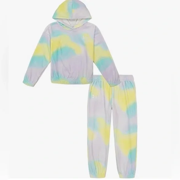 UA Little Girl Velour Outfit