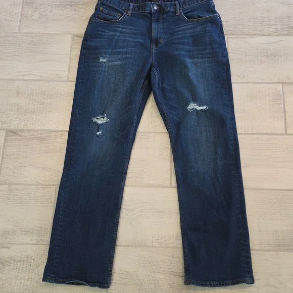 Banana Republic Athletic Men's Size 34x30 Relaxed Straight Leg Distressed