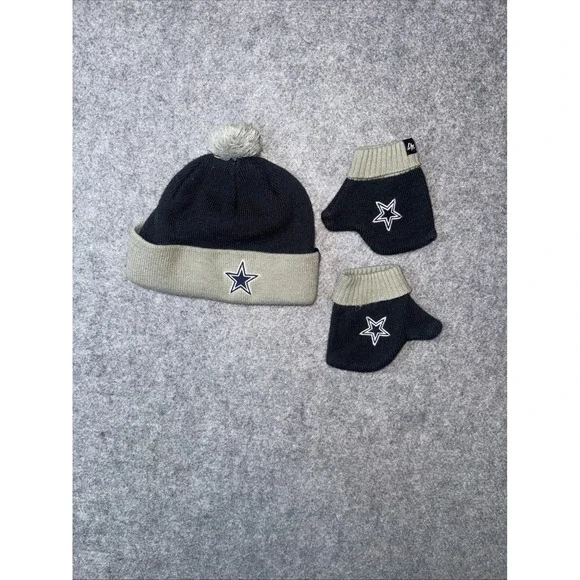 '47 Unisex Black Dallas Cowboys NFL Bam Bam Cuffed Pom Beanie Hat Mittens Set
