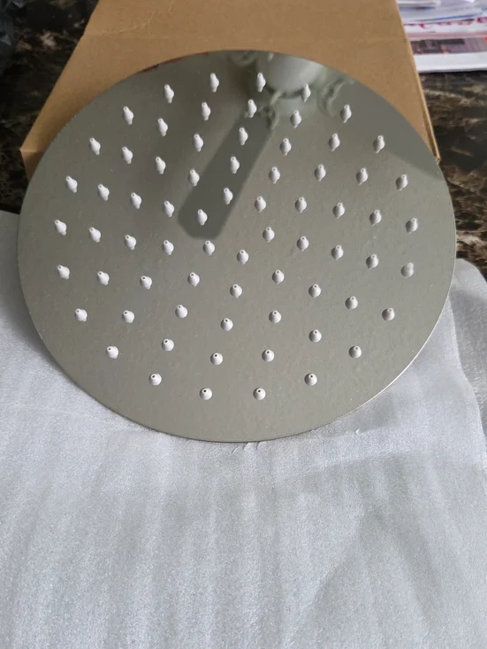 Contemporary Round Rain Shower Head - Polished Finish