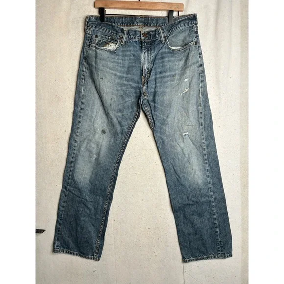 Levis 514 Straight Fit Mens Jeans 34x32 Medium‎ Wash Distressed Blue Denim