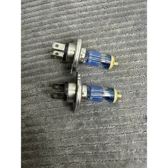 H4 12V 60/55W halogen headlight bulb.