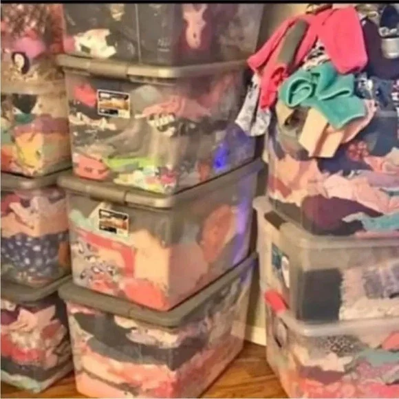 Huge baby girls clothing sale 1/2 tote baby girls clothing