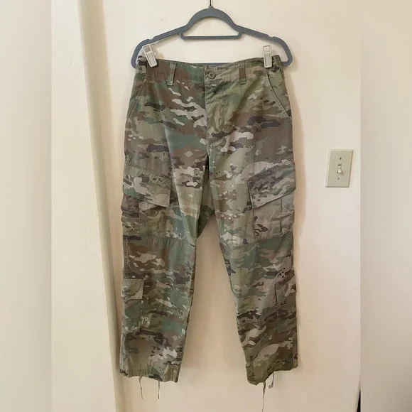Authentic U.S. Army OCP Scorpion W2 Combat Trousers Pants Small Short Thrashed