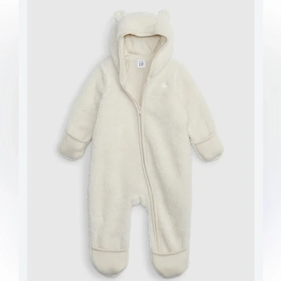 Baby GAP Cream Fleece Baby Footie