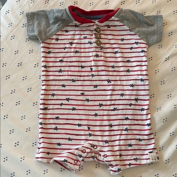 Burt’s bees Baby Red White and Blue Stars and Stripes one piece