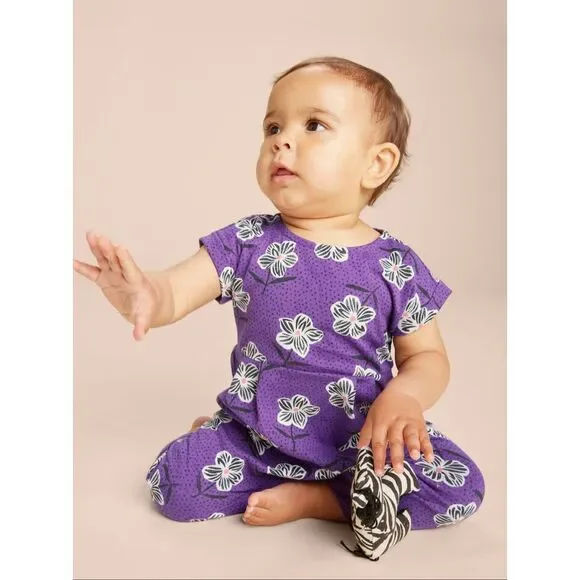 NEW Tea Collection Infant Baby 0-3 Months Zebra Tissue Floral Cuff Sleeve Baby R
