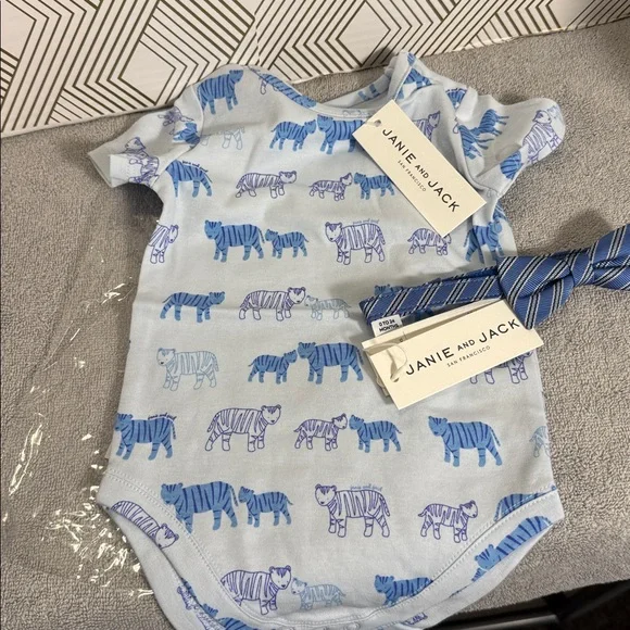 Janie and Jack bodysuit NWT  Blue White Striped Tiger shirt sleeve and a nwt tie