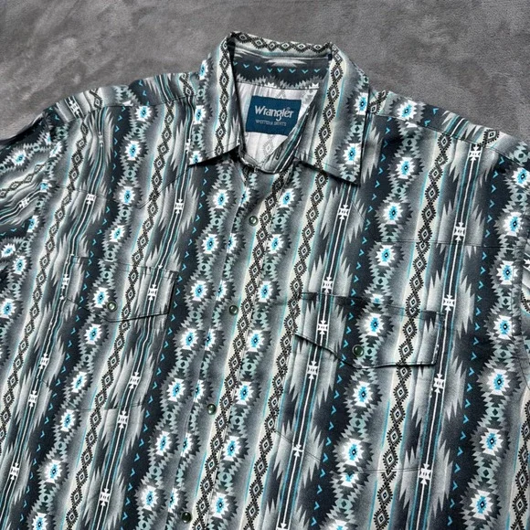 Wrangler Brush‎ Popper Shirt Mens Large Blue Aztec Southwestern Pearl Snap